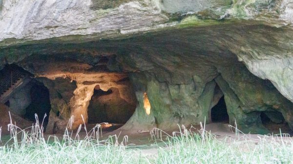 Höhle von Sare 