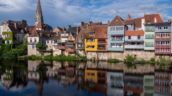 Argenton-sur-Creuse en zijn kleurrijke gevels