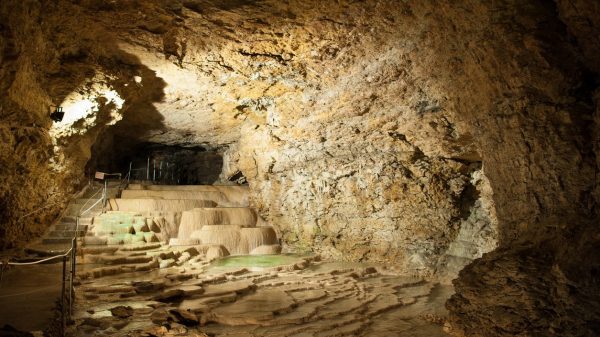 Höhle von Baume