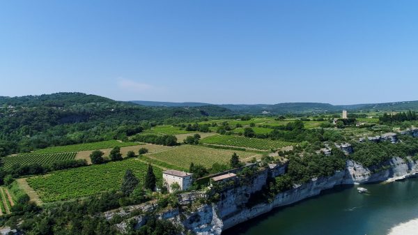 Vue depuis le Castellas, ancien chemin de ronde.