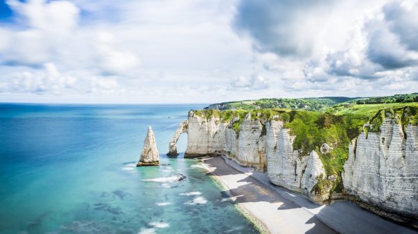 Les Falaises d'Etretat en Normandie